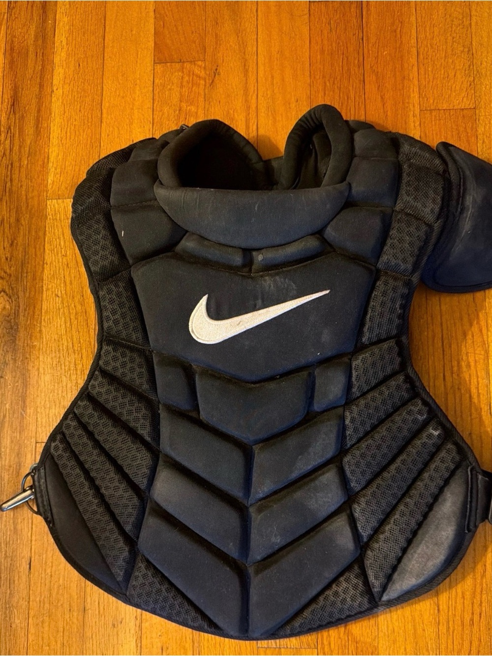 Nike Diamond Elite Catcher Chest Protector